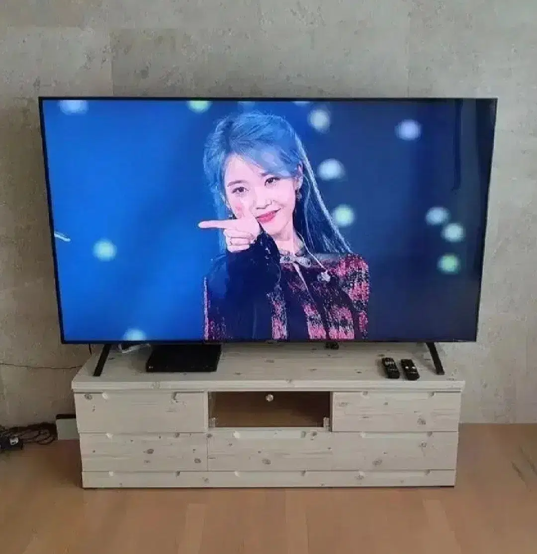 LG 75인치 4K UHD 스마트 TV  UP8300